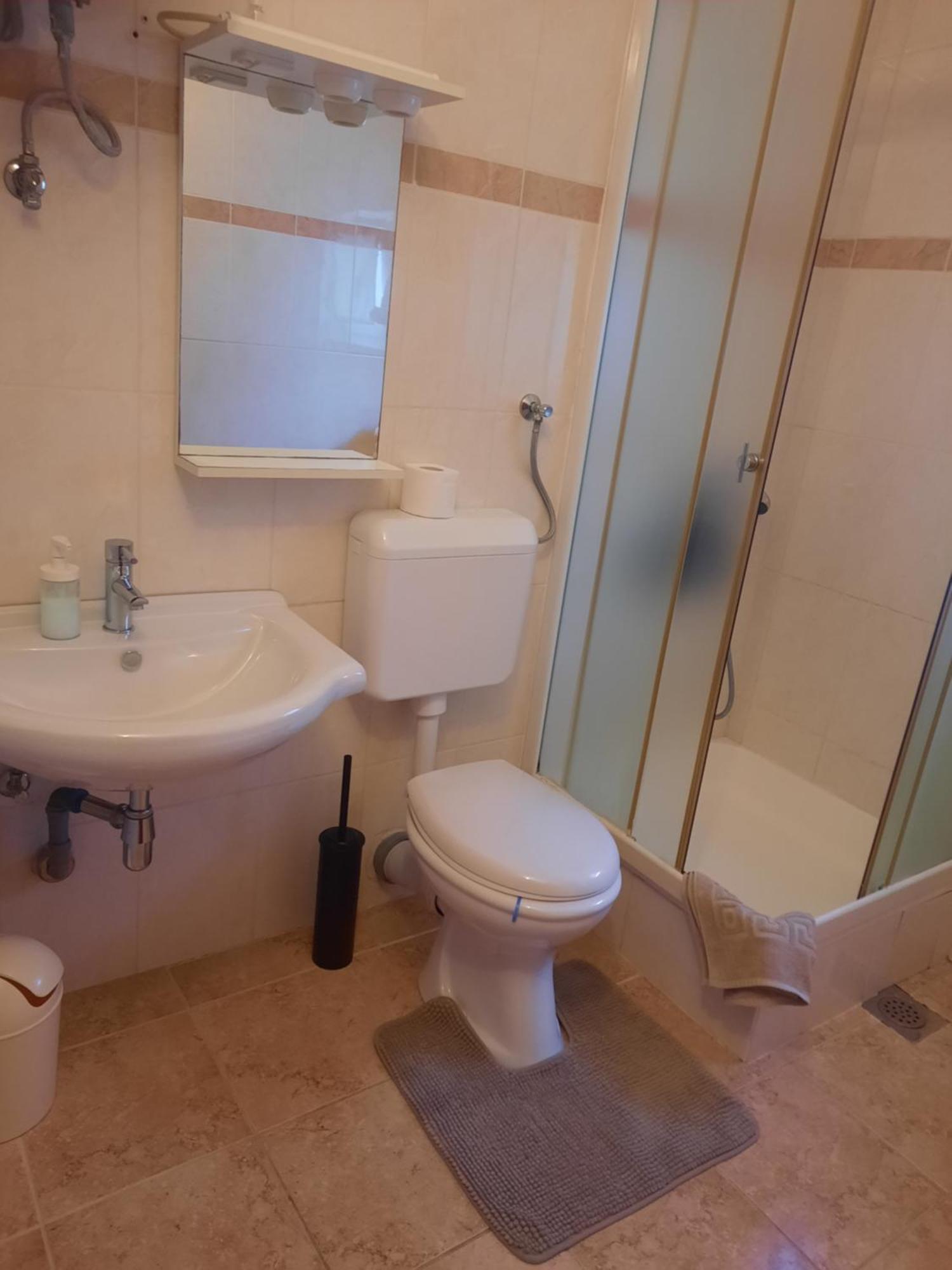 Apartmani Darko Kornic Luaran gambar