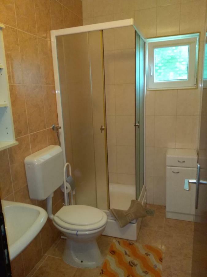 Apartmani Darko Kornic Luaran gambar